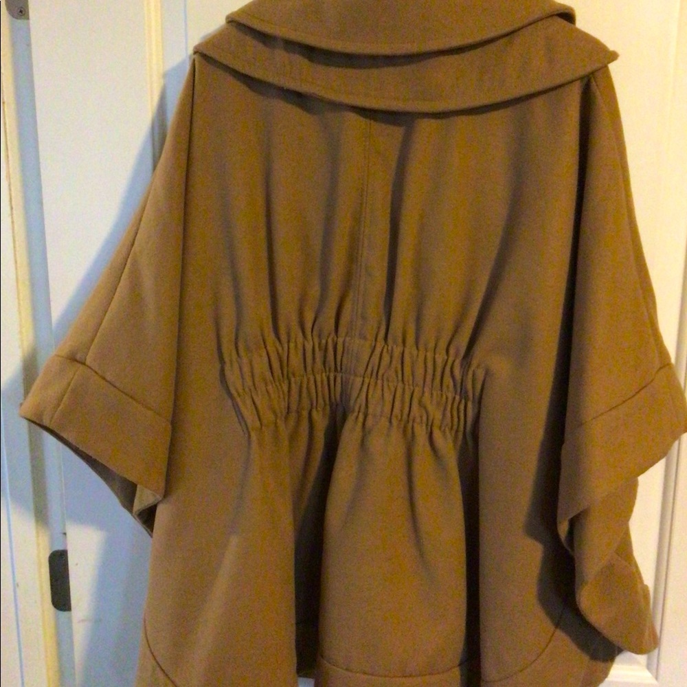 Winter Cape - image 2